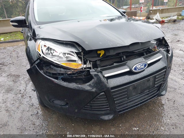 Ford FOCUS SE 2014 1FADP3K20EL170223 Image 6
