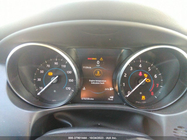 2019 JAGUAR XE SAJAR4FX8KCP52036 Photo 6