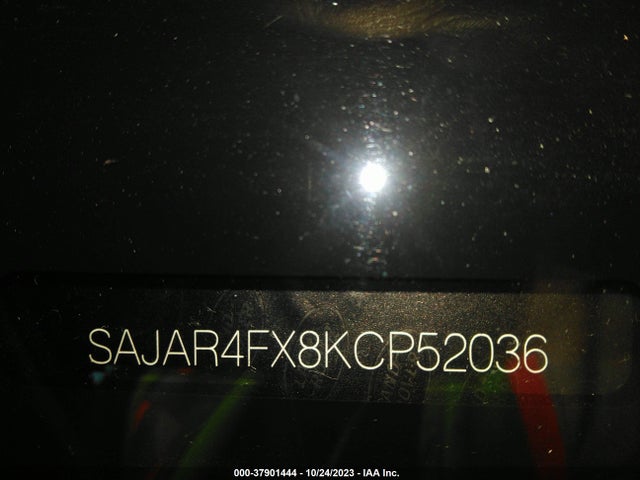 2019 JAGUAR XE SAJAR4FX8KCP52036 Photo 8
