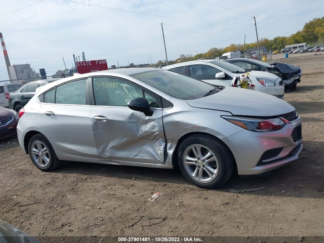Chevrolet Cruze Lt Auto 2018 3G1BE6SMXJS615929 Image 13