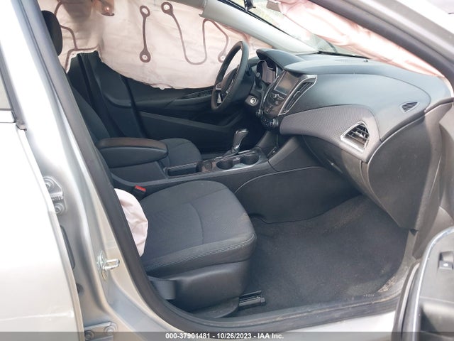 Chevrolet Cruze Lt Auto 2018 3G1BE6SMXJS615929 Image 5