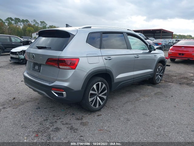 3VVRX7B23NM100013 Volkswagen TAOS SE