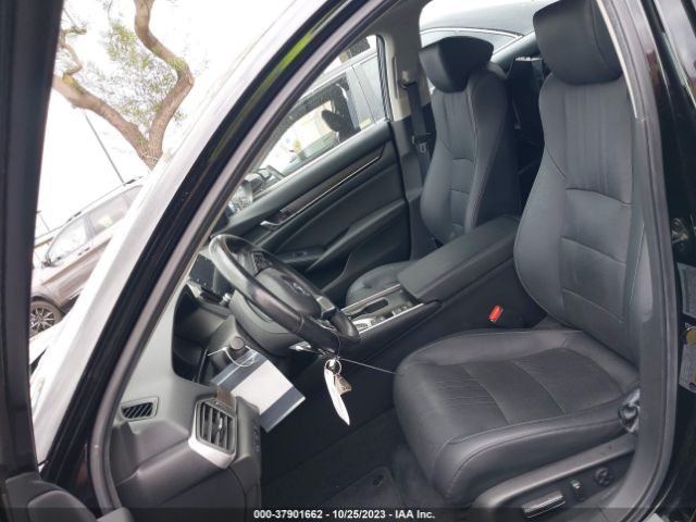 1HGCV3F96KA009127 Honda Accord Hybrid Touring