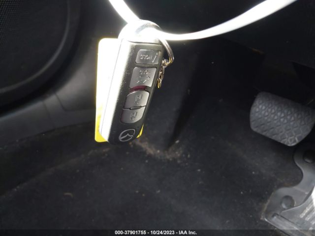 2018 MAZDA MAZDA3 4-DOOR 3MZBN1U72JM162473 Photo 10