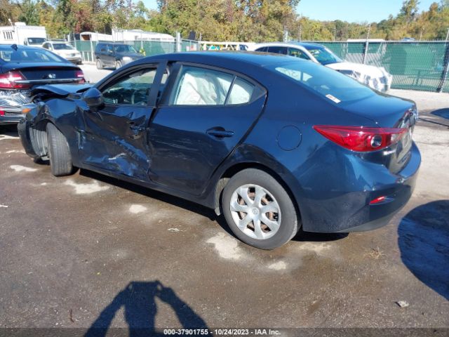 2018 MAZDA MAZDA3 4-DOOR 3MZBN1U72JM162473 Photo 2