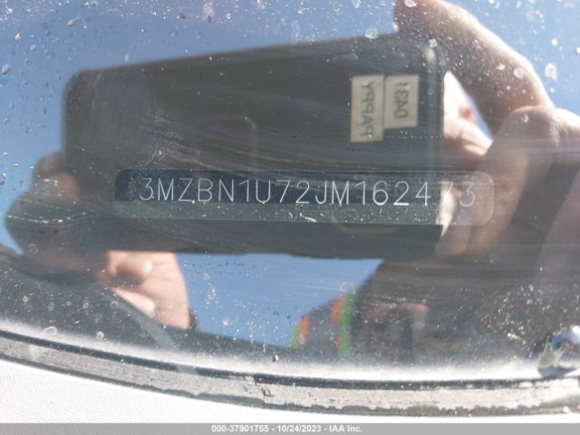 2018 MAZDA MAZDA3 4-DOOR 3MZBN1U72JM162473 Photo 8