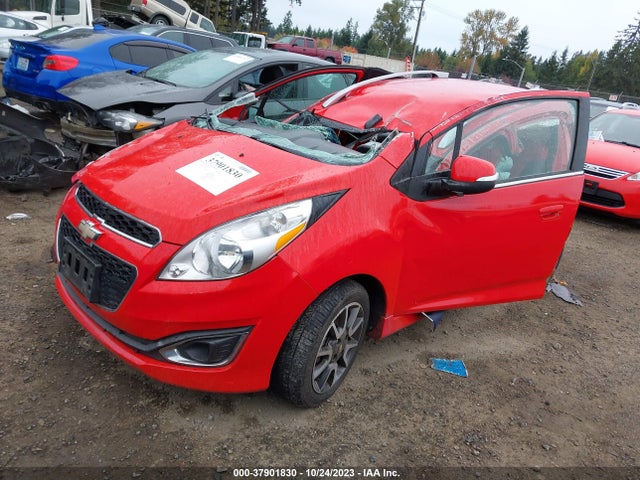 Chevrolet Spark 2lt Auto 2014 KL8CF6S90EC472191 Image 2