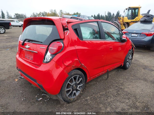Chevrolet Spark 2lt Auto 2014 KL8CF6S90EC472191 Image 4