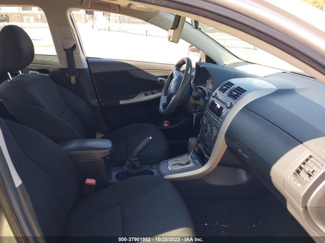 2011 TOYOTA COROLLA L/LE/S VIN: 2T1BU4EE5BC688112