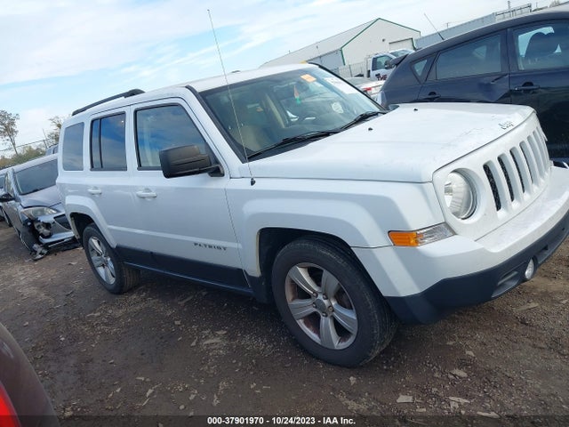 2016 1C4NJRBB3GD673583 головне зображення