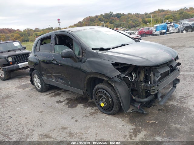 Chevrolet TRAX LS 2019 3GNCJKSB5KL372306 zdjęcie główne