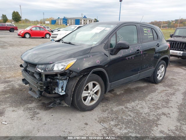Chevrolet TRAX LS 2019 3GNCJKSB5KL372306 Image 2