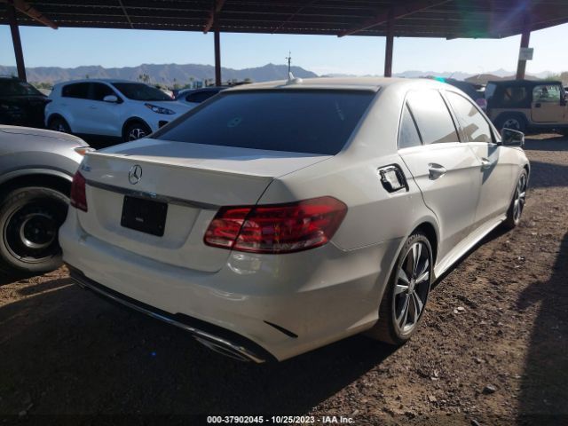 2015 MERCEDES-BENZ E-CLASS WDDHF5KB5FB130839 Photo 3