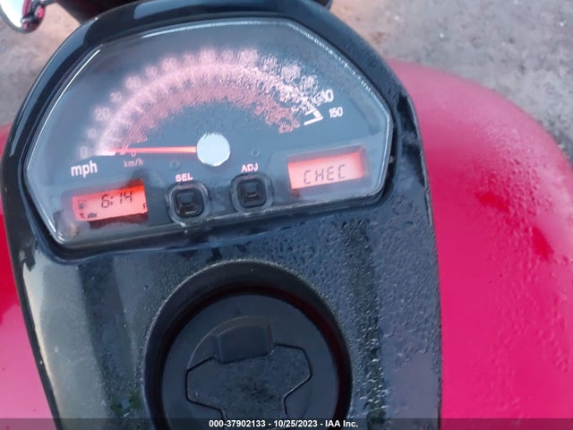2022 SUZUKI VZR1800 JS1VY53A5N7100040 Photo 6