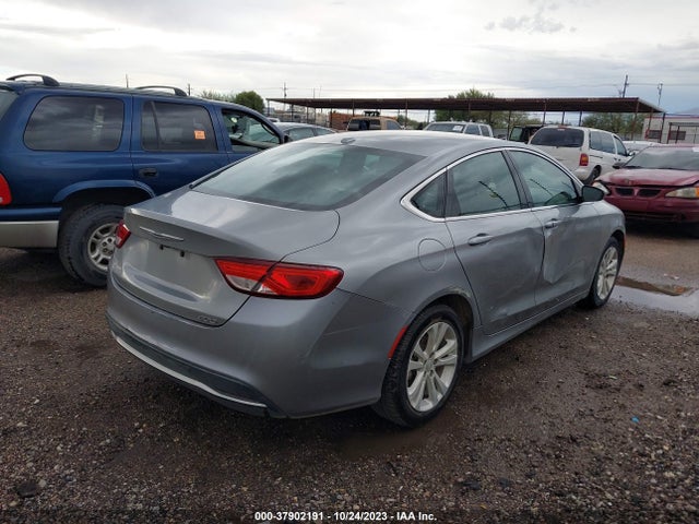 Chrysler 200 Limited 2015 1C3CCCAB5FN645149 Image 4