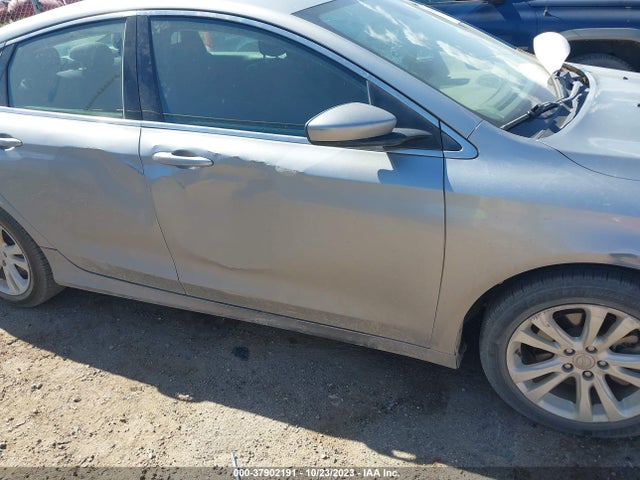 Chrysler 200 Limited 2015 1C3CCCAB5FN645149 Image 6