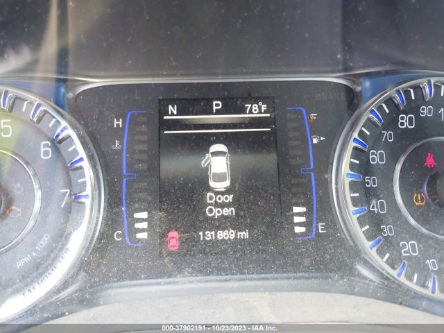 Chrysler 200 Limited 2015 1C3CCCAB5FN645149 Image 7