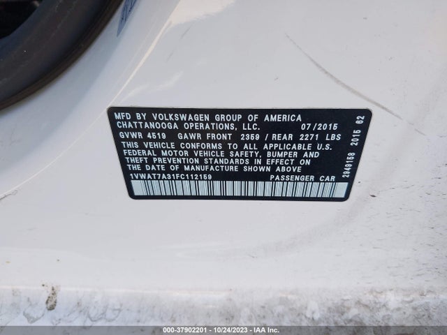 1VWAT7A31FC112159 Volkswagen Passat 1.8t Limited Edition