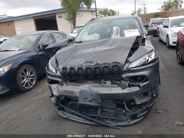 2018 JEEP CHEROKEE LATITUDE TECH CONNECT VIN: 1C4PJLCB4JD588036