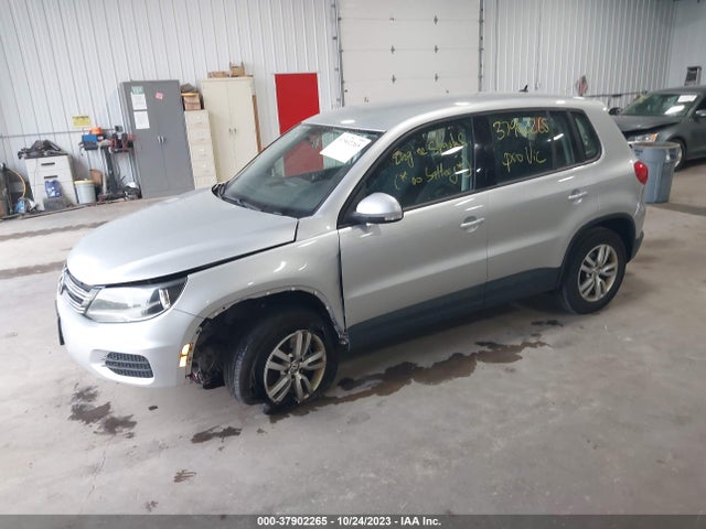 2013 VOLKSWAGEN TIGUAN S VIN: WVGAV3AX9DW560925