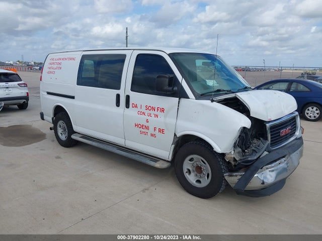GMC Savana 2500 Work Van 2017 1GTW7AFF8H1911139 Image 1