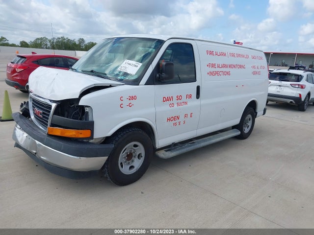 GMC Savana 2500 Work Van 2017 1GTW7AFF8H1911139 Image 2