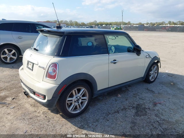 2012 MINI COOPER S WMWSV3C51CT385619 Photo 3