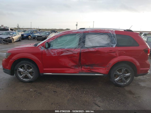 2018 DODGE JOURNEY CROSSROAD AWD VIN: 3C4PDDGG2JT184567
