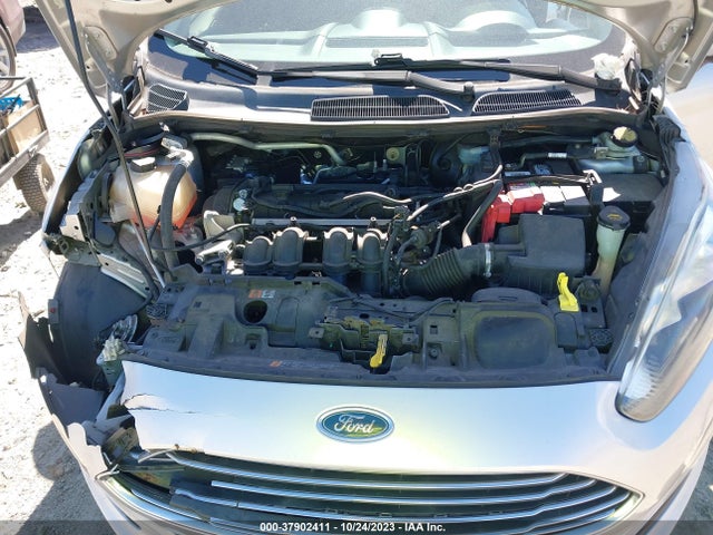 Ford FIESTA SE 2015 3FADP4BJ3FM104455 Image 10