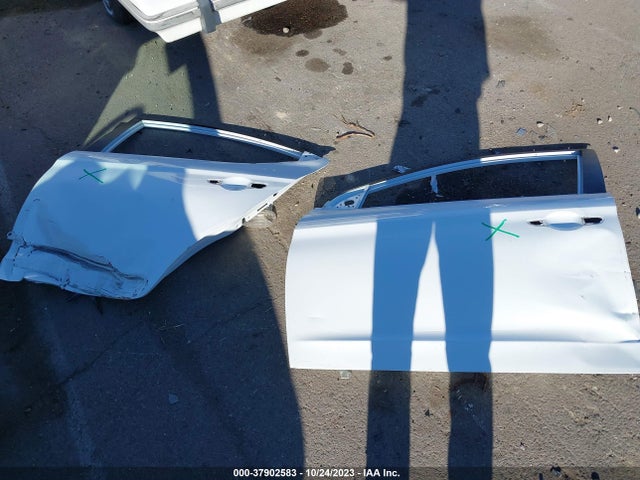 Hyundai ELANTRA SE 2018 5NPD74LF4JH317031 Image 12