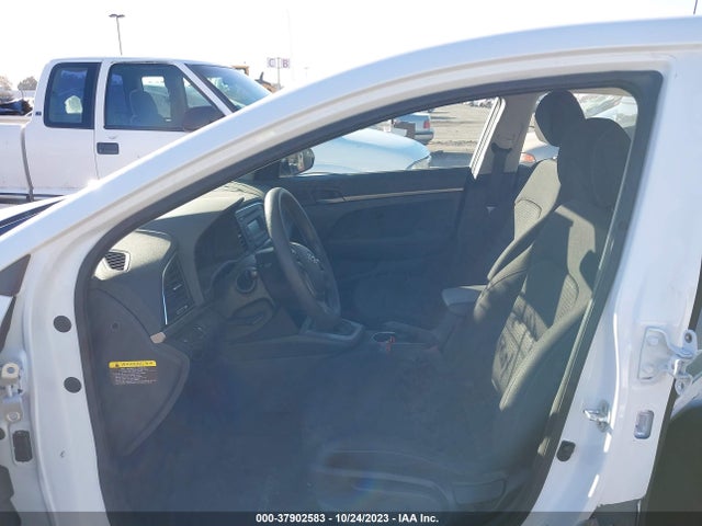 2018 HYUNDAI ELANTRA SE VIN: 5NPD74LF4JH317031