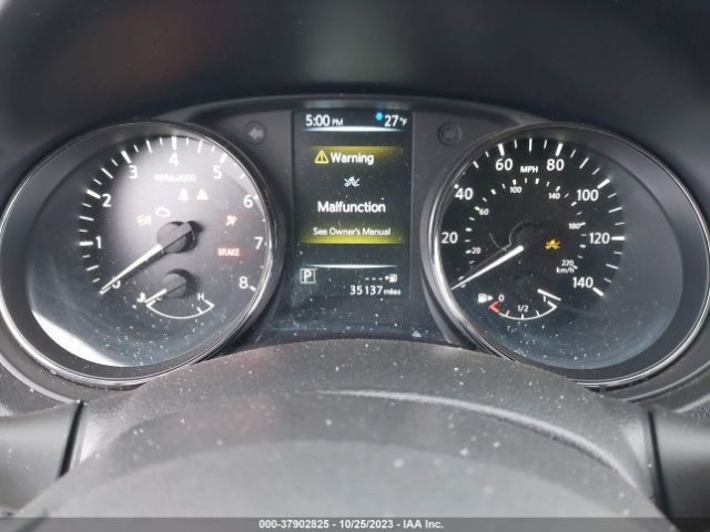 JN8AT2MV6HW277374 Nissan Rogue Sl