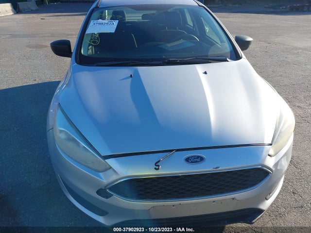 Ford FOCUS S 2016 1FADP3E25GL323712 Image 6