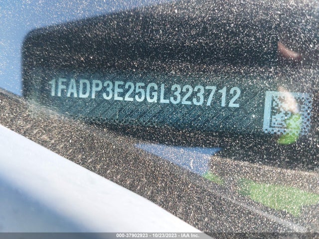 Ford FOCUS S 2016 1FADP3E25GL323712 Image 9