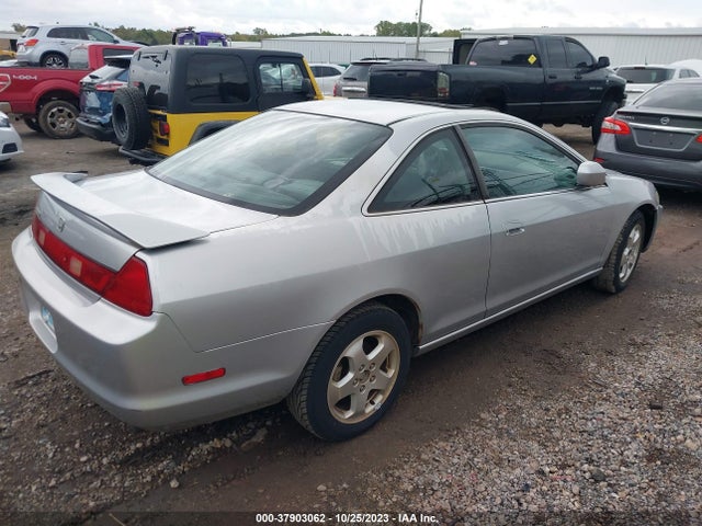 2000 HONDA ACCORD 1HGCG2254YA030266 Photo 3