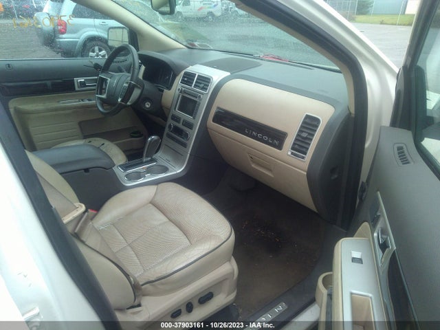 2008 LINCOLN MKX 2LMDU88C78BJ31679 Photo 4