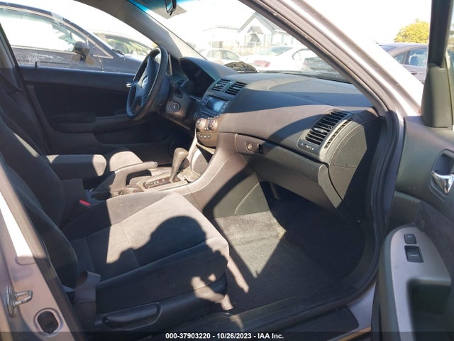 2005 HONDA ACCORD SDN EX/EX-L WITH NAVI VIN: 1HGCM56745A005451