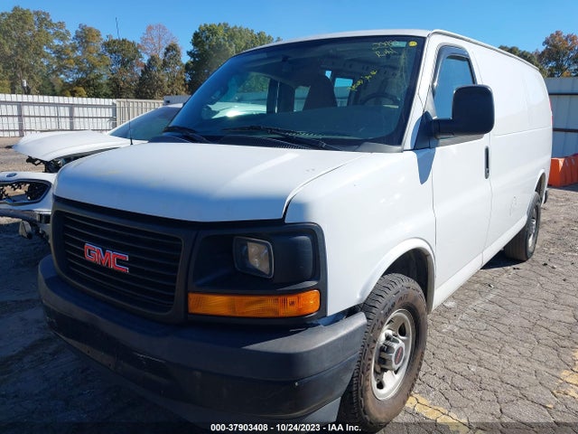 GMC Savana 2500 Work Van 2017 1GTW7AFF0H1108308 Image 2