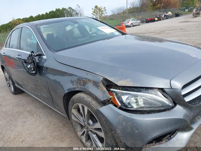 WDDWF4KB8JR320670 Mercedes-Benz C-class C 300