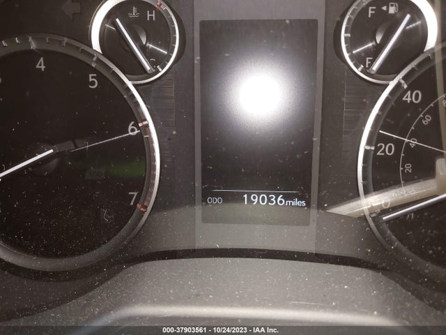 JTJKM7BX9N5305648 Lexus 460