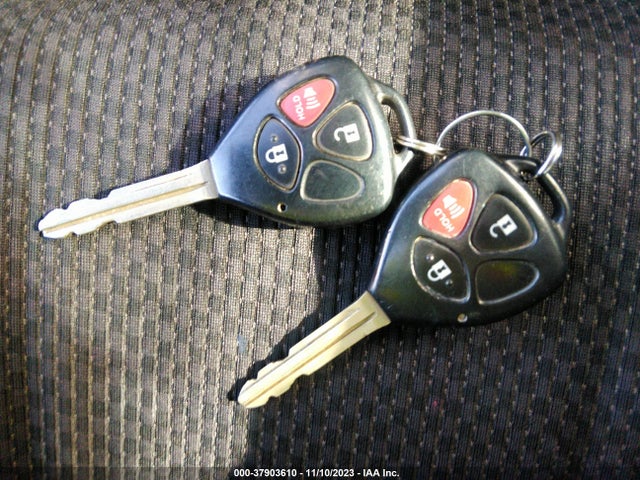 2009 SCION XB VIN: JTLKE50E991061992