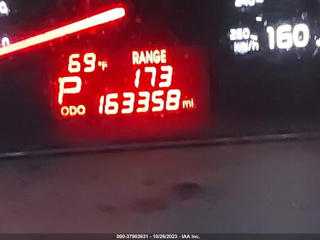 2015 KIA SORENTO LX V6 VIN: 5XYKTDA76FG605372