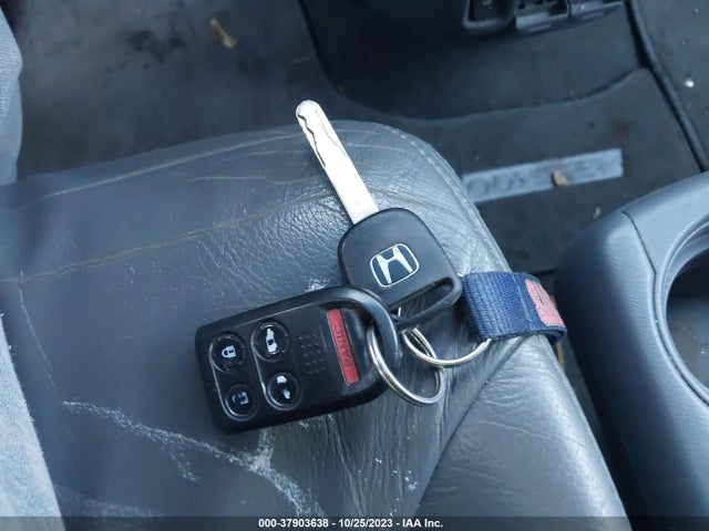 2007 HONDA ODYSSEY EX-L VIN: 5FNRL38737B416184