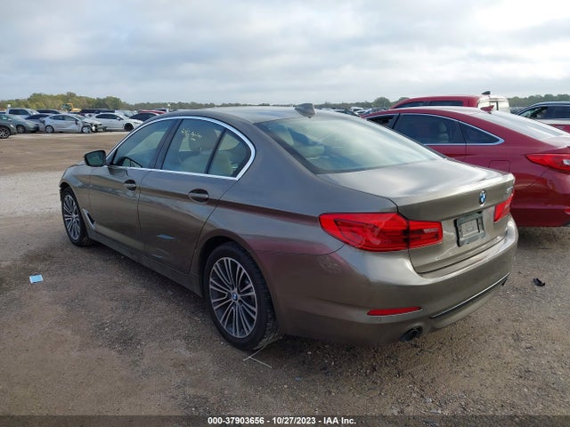 BMW 530I 2019 WBAJA5C55KBX49144 Image 3