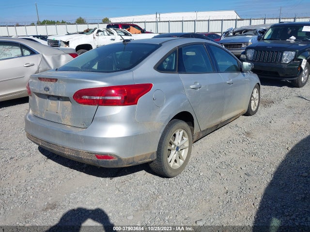 Ford FOCUS SE 2017 1FADP3F26HL228172 Image 4
