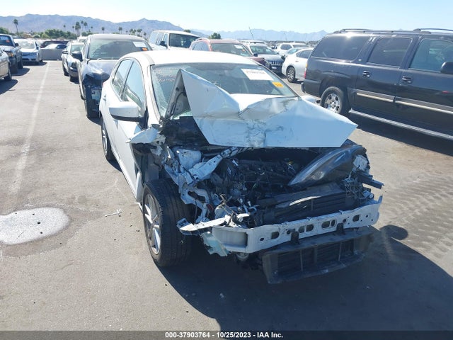 Ford FOCUS SE 2018 1FADP3K22JL329298 Image 6