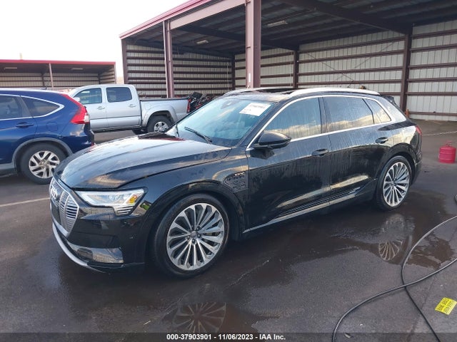 WA1VAAGE0KB010555 Audi E-tron Premium Plus