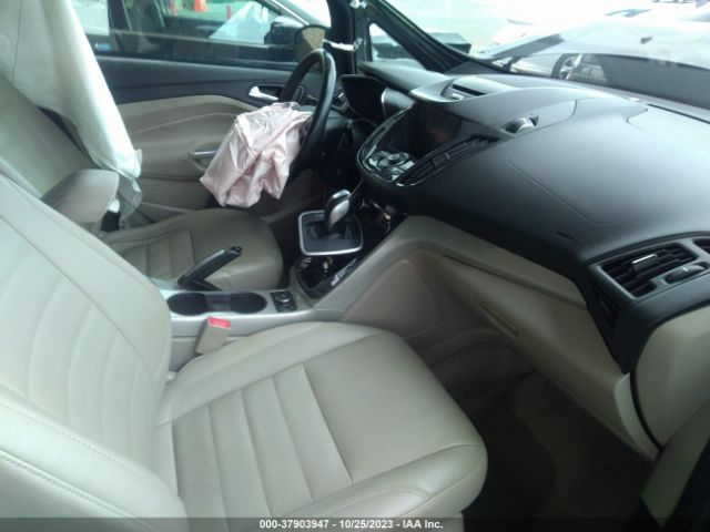 1FADP5CU0FL109306 Ford C-max Energi Sel