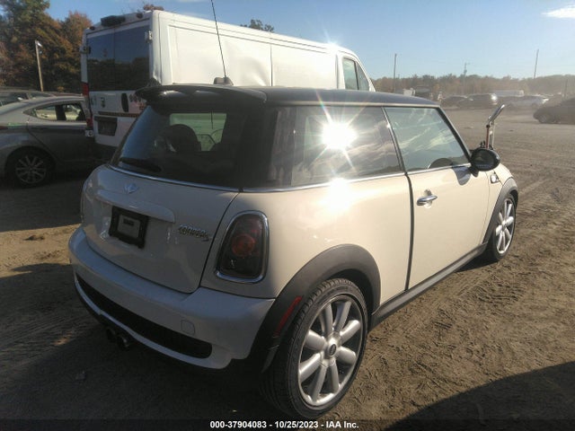 2008 MINI COOPER S WMWMF735X8TV35246 Photo 3