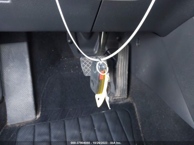 WVGBV7AX0GW009234 Volkswagen TIGUAN S